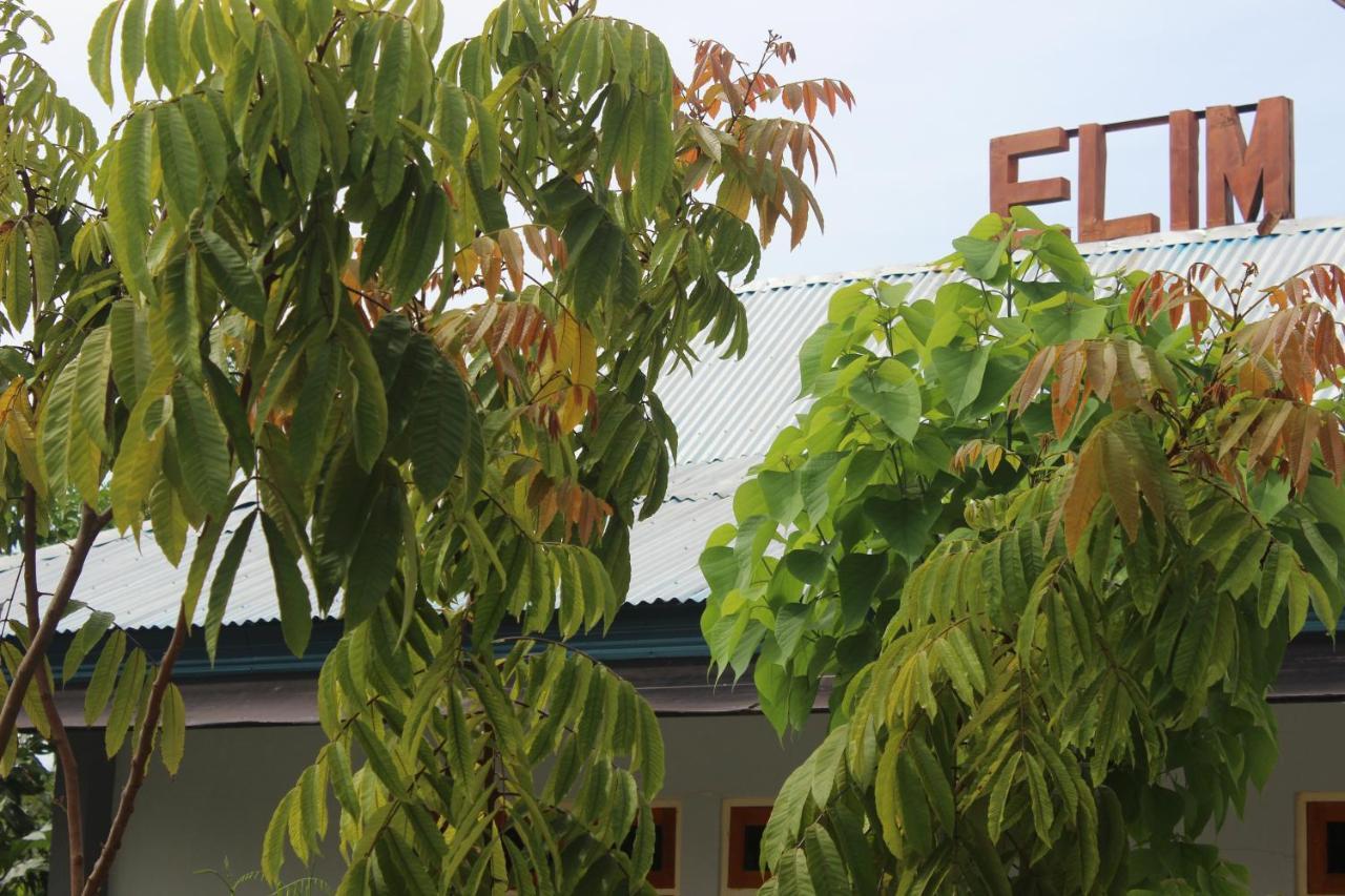 Pondok Wisata Dan Restoran Elim Waingapu Exteriér fotografie